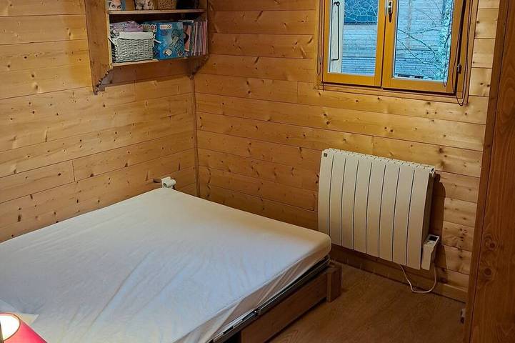 Gîte pour 6 personnes, avec piscine ainsi que jardin et terrasse à Saint-Laurent-en-Grandvaux - 4