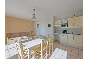 Location De Vacances pour 6 Personnes dans Plougonvelin, Côte des Abers, Photo 4