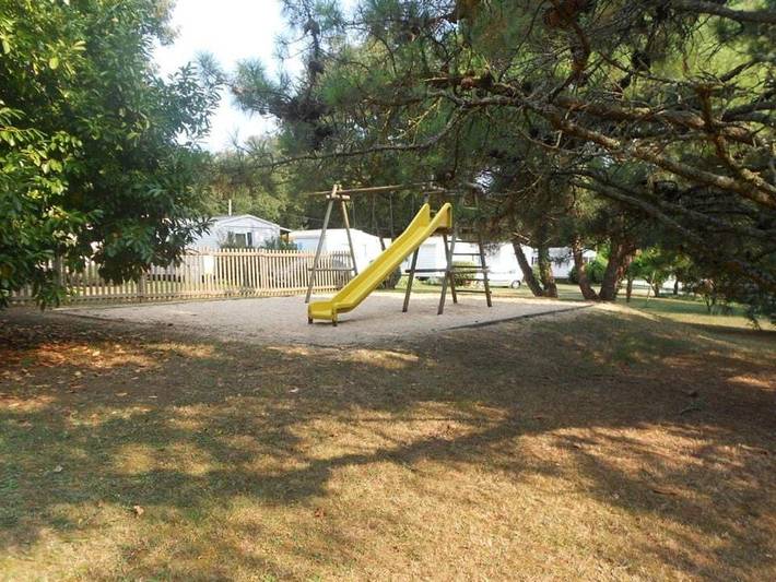 Location de vacances pour 6 personnes, avec jardin à Saint-Sornin - 4