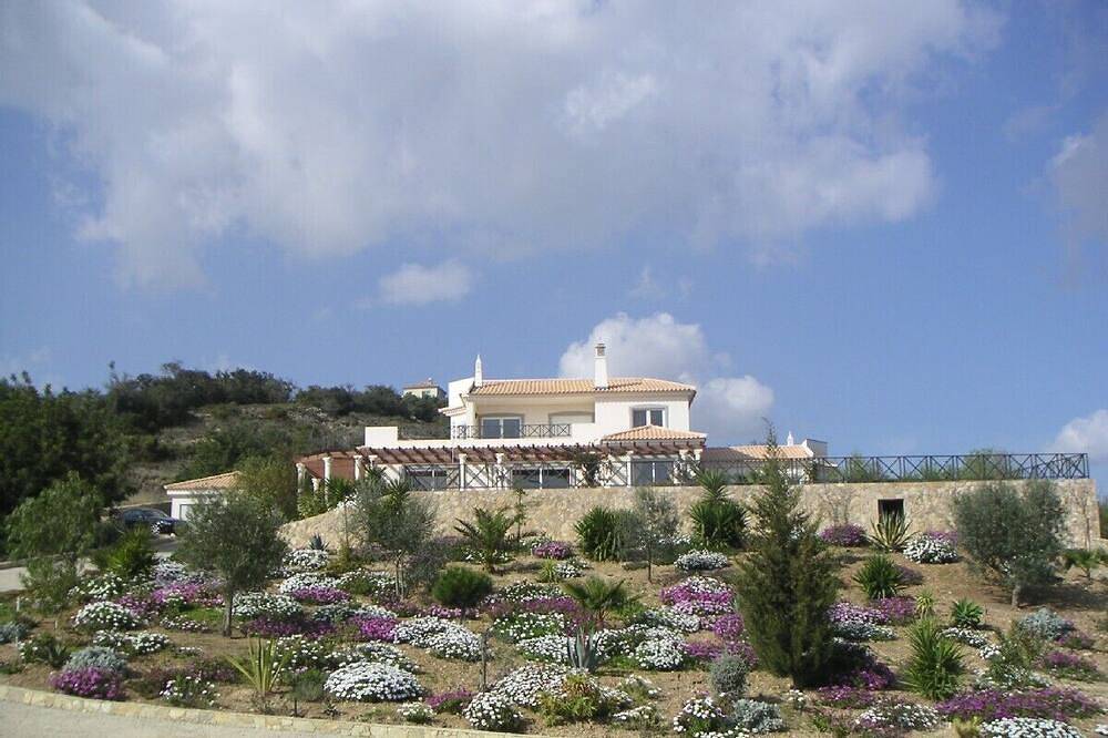 Nähe Faro, 250 qm Luxuriöse Meerblick-Villa, Alleinlage, 3Sz, 3Bz, Klima, W-Lan in Estoi, Faro