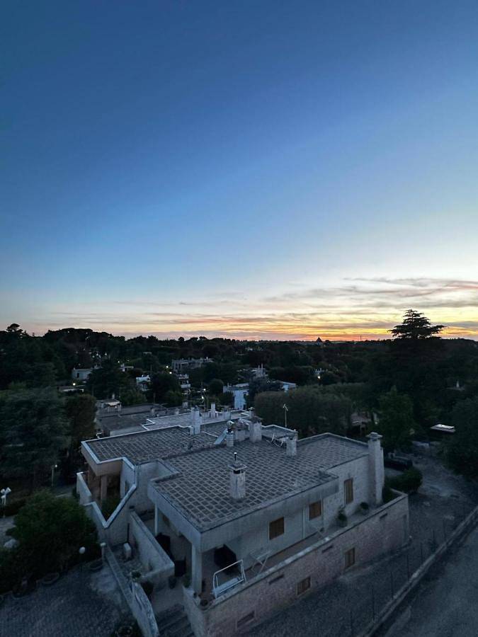 Gîte pour 6 personnes, avec Balcon et Terrasse ainsi que Jardin et Piscine à Selva di Fasano - 4