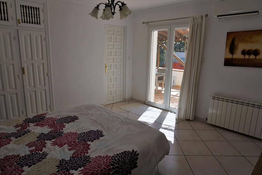 Villa Delmar al lado de la playa en Els Poblets in Almadraba, Costa Blanca