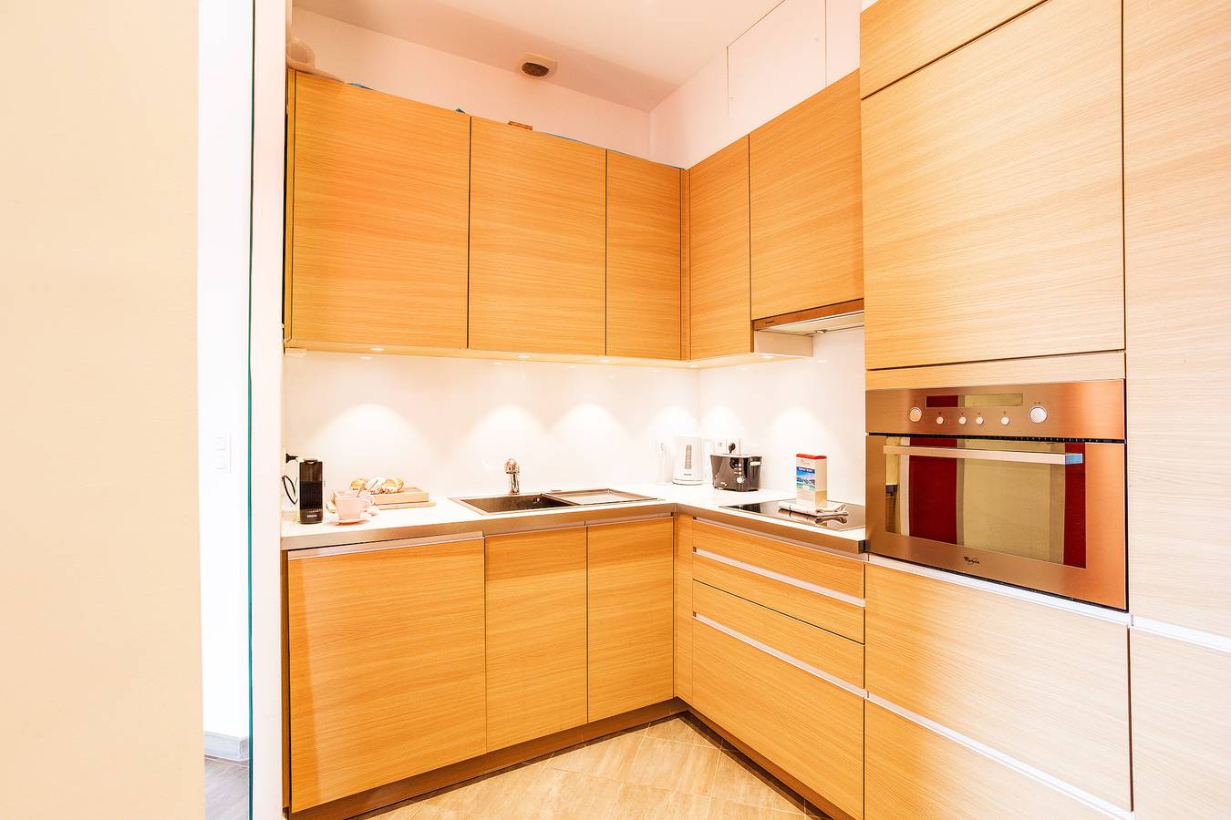 Appartement entier, Massena By Riviera Holiday Homes in Nice, Côte méditerranéenne (France)