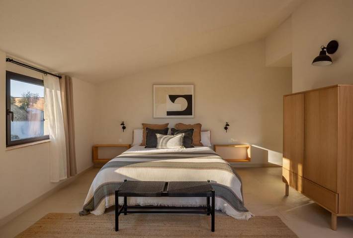 Chalet para 21 personas, con piscina además de jardín y vistas, Se admiten mascotas en Provincia de Gerona - 3