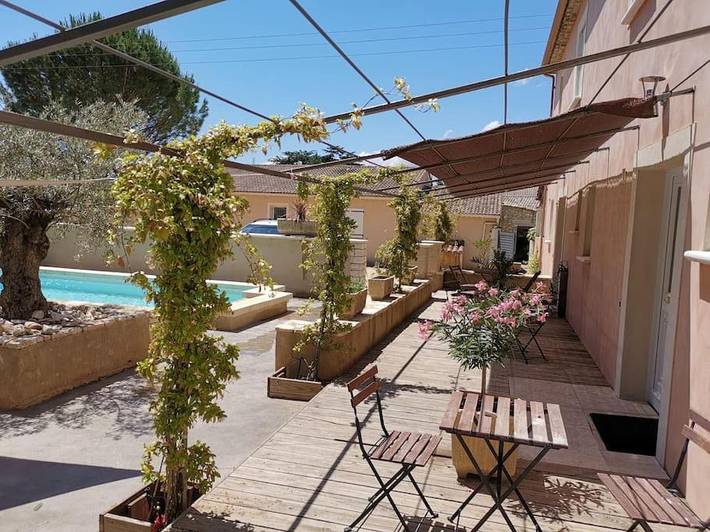 Location de vacances pour 4 personnes, avec jardin et terrasse ainsi que sauna et piscine à Cornillon - 4