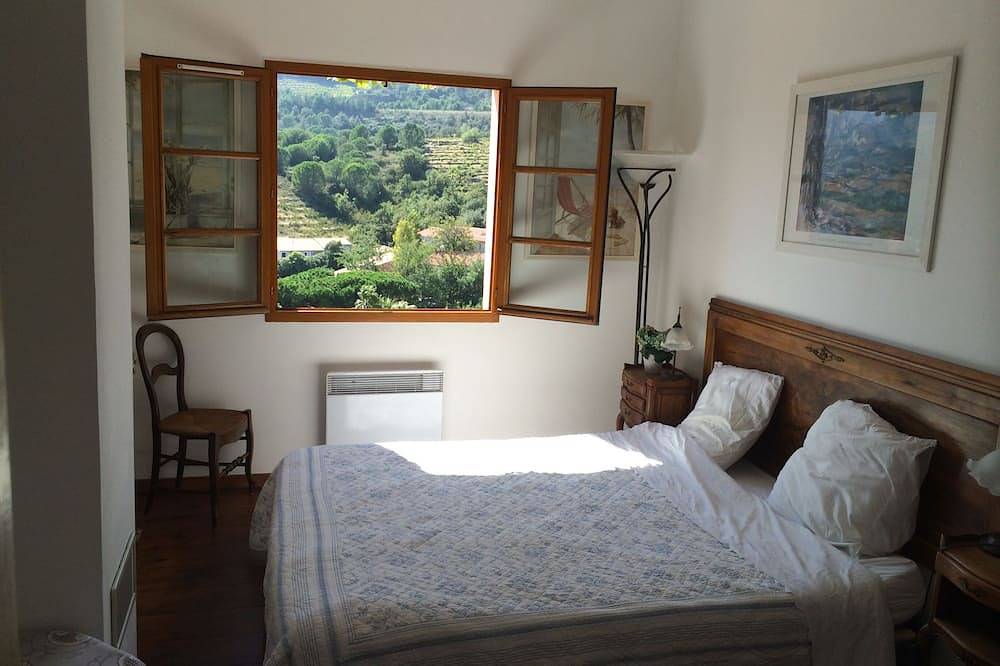 Schönes Südseite Haus mit privatem Pool in La Côte Vermeille, Collioure