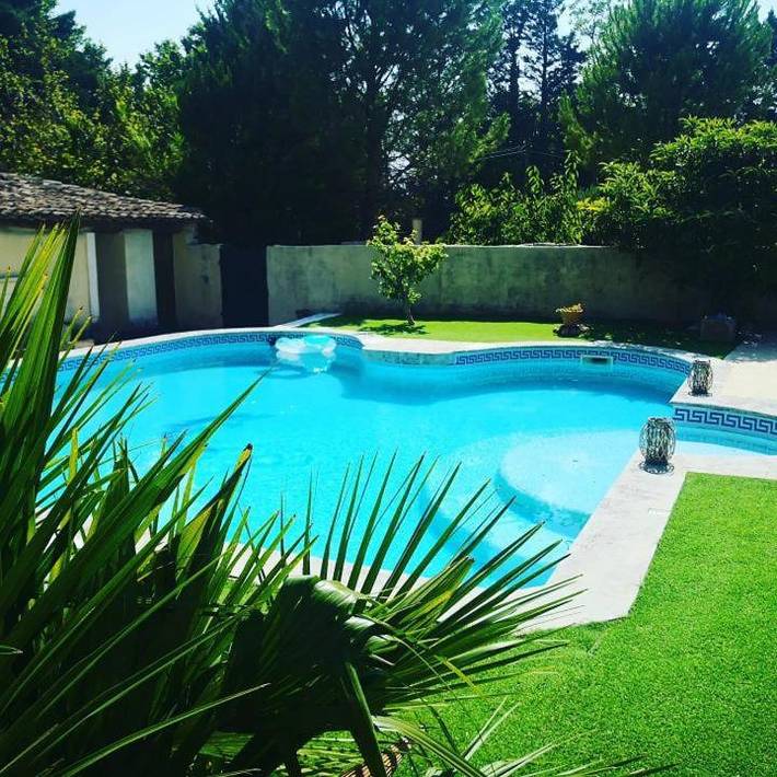 Chambre d’hôte pour 4 personnes, avec vue ainsi que piscine et jardin à Le Thor - 2