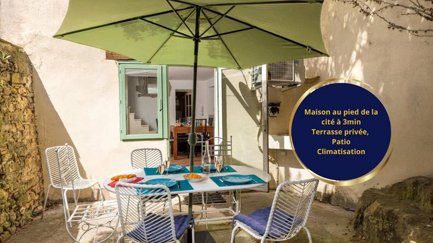 Location de vacances pour 4 personnes, avec Balcon et Terrasse ainsi que Jardin et Vue dans Cite Medievale