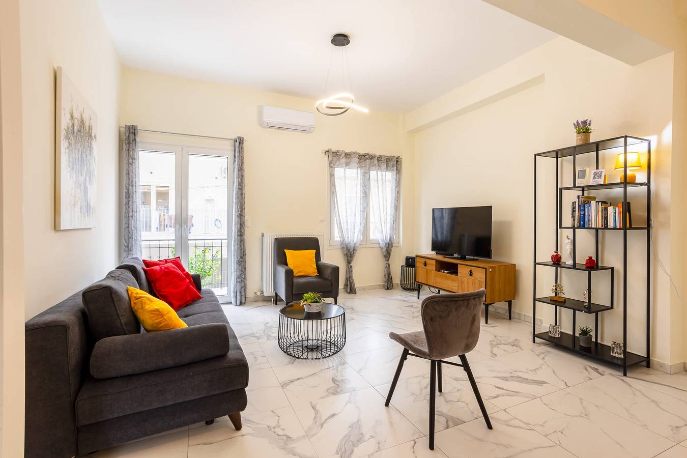 Appartement entier, Zografou Bright Getaway - Athens City Escape in Section centrale d'Athènes, Zográfou