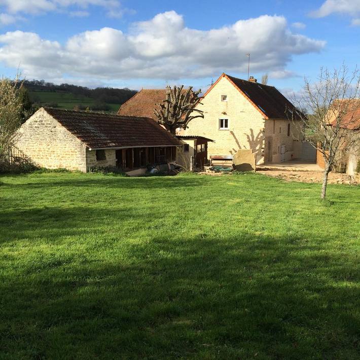 Gîte pour 6 personnes, avec jardin à Saint-Marcelin-de-Cray