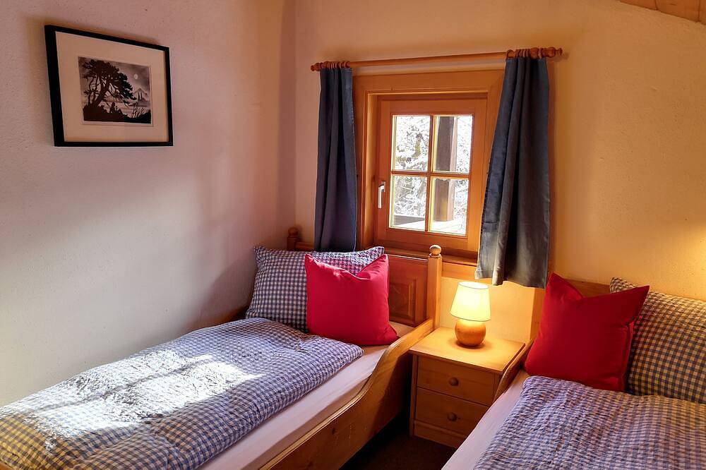 Freistehendes 3-Sterne-Ferienhaus mit Terrasse und Garten, Wlan in Garmisch-Partenkirchen, Bayerische Alpen