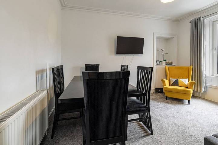 Ganze Wohnung, Riverside - sleeps 6 guests  in 2 bedrooms in Scottish Borders