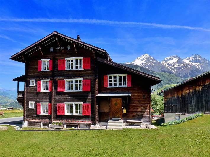 Appartement entier, 2 Pièces 5 Personnes in Disentis, Surselva