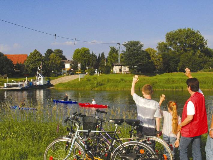 Ganze Ferienwohnung, Weserlounge Apartments - komfortables Apartment in Hessisch Oldendorf, Weserbergland