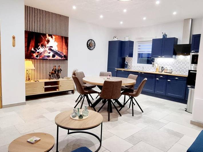 Gîte pour 4 personnes, avec Terrasse et Jardin dans Rexpoëde