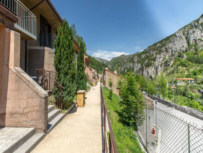 Appartement de vacances pour 8 personnes, avec Terrasse et Piscine