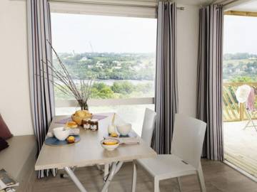 Camping für 4 Personen in Le Fenouiller, Loire-Tal, Bild 3