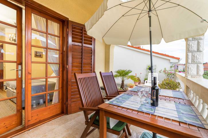 Ferienwohnung für 2 Personen, mit Garten und Balkon in Fazana - 4