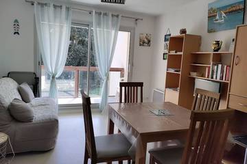 Gîte pour 4 personnes, avec balcon dans Port de Saint-Jacques