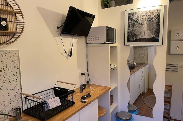 Appartement entier, Charmant Studio à 2 pas du Parc des Princes et de Roland Garros in Boulogne-Billancourt, Hauts-de-Seine
