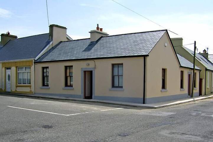Holiday rental for 5 people, with terrace in Kilkee