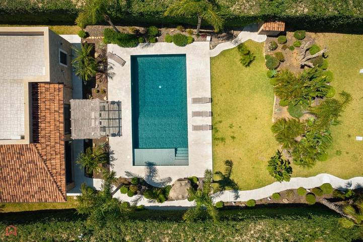 Villa per 8 persone, con giardino e panorama nonché piscina in Partinico