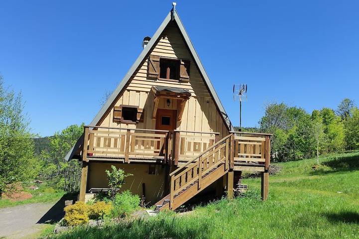 Chalet pour 6 personnes, avec balcon et jardin