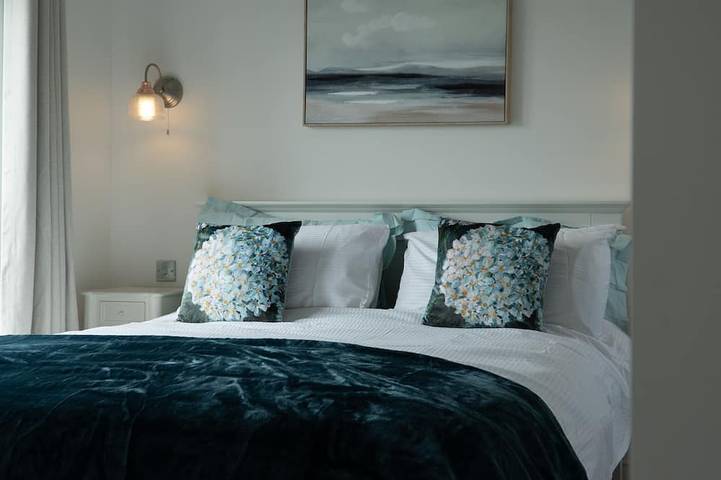 Beach House Paradise Found Wf-Fi, Netflix, Pool,Gym, Pet Friendly close to beach in Yorkshire du Nord