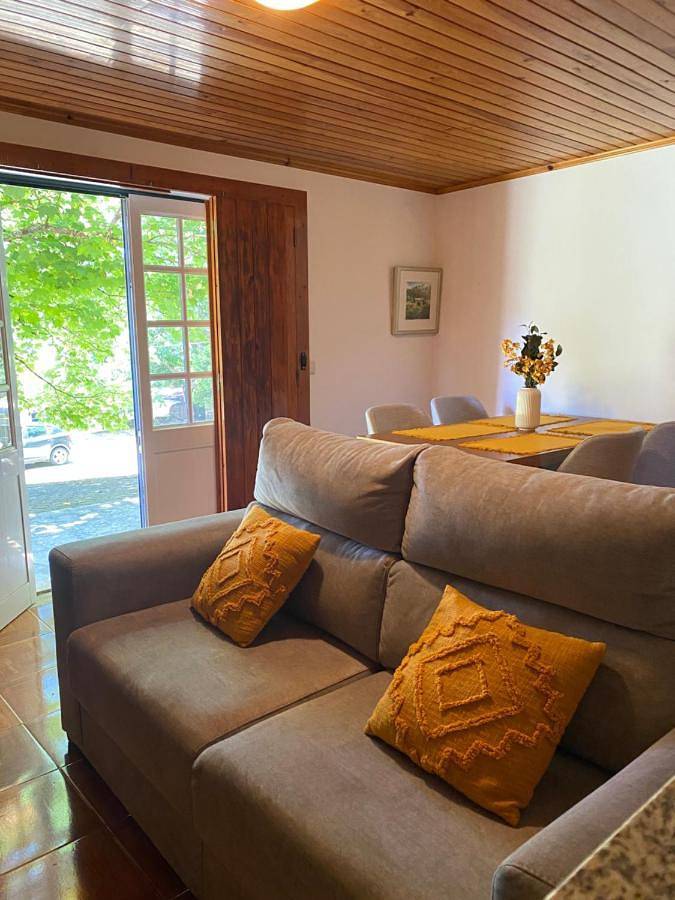 Location de vacances pour 5 personnes, avec jardin et terrasse à Oliveira de Frades - 4
