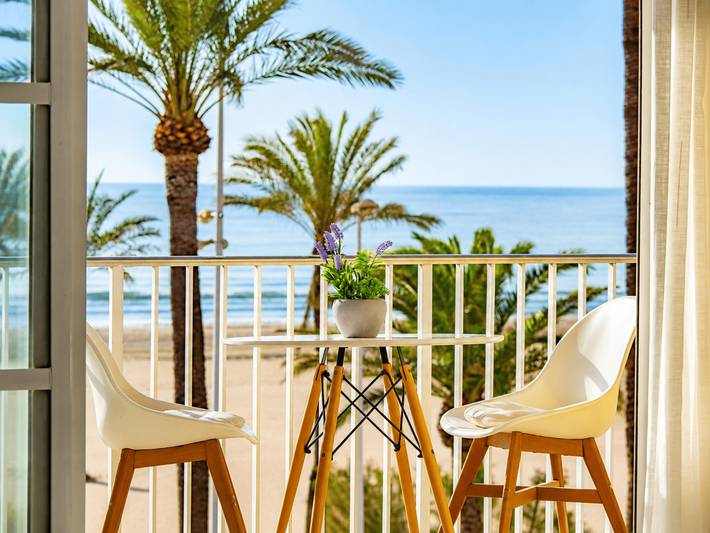 Appartement de vacances pour 4 personnes, avec piscine et bassin pour enfant ainsi que terrasse et vue sur l’océan - 1