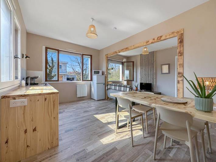 Gîte pour 2 personnes, avec Terrasse et Jardin à Saint-Jean-de-Niost