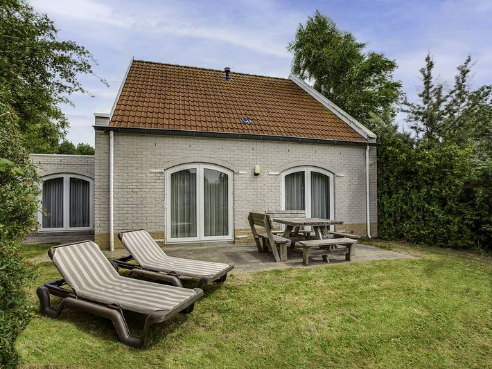 Ferienhaus für 6 Personen, mit Terrasse und Sauna sowie Garten in Hellevoetsluis