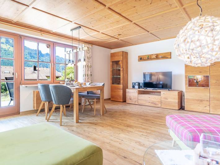 Ferienwohnung für 2 Personen, mit Terrasse, kinderfreundlich in Bad Hindelang