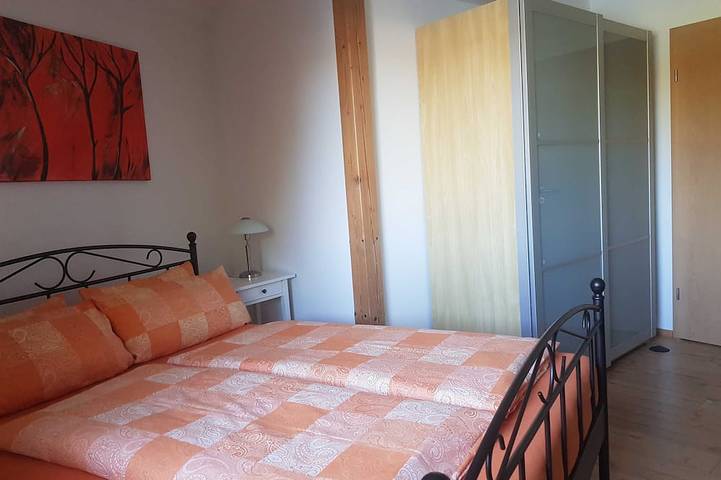 Ferienwohnung für 4 Personen, mit Garten und Terrasse in Obersulm