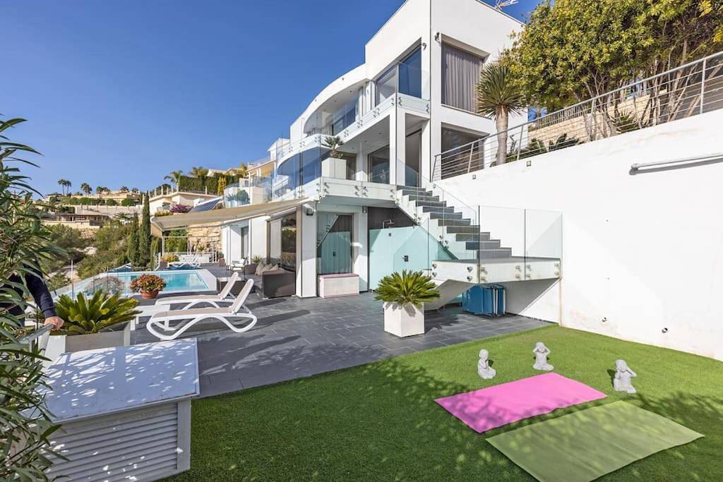 Moonlit Bb Spa Art boutique Cab in Teulada, Costa Blanca