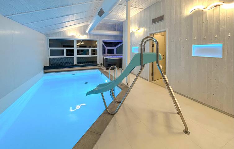 Ferienhaus für 10 Personen, mit Terrasse und Sauna sowie Pool und Whirlpool, mit Haustier in Marne-Nordsee - 3