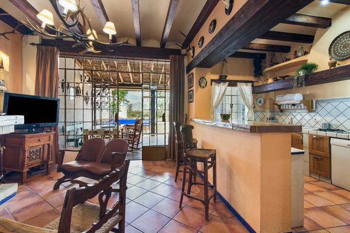 Casa Rural en Aldea del Rocío para 22 Personas con Cuadras y Patio in El Rocío, Almonte