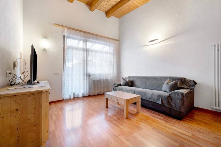 Ganze Wohnung, Ferienwohnung 'Antersi Robbi' mit Bergblick, Gemeinschaftsgarten und WLAN in San Vigilio di Marebbe, Enneberg
