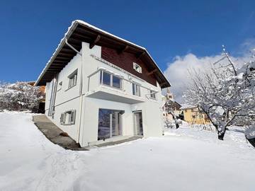Location de vacances pour 8 personnes, avec terrasse à Lens (Suisse)
