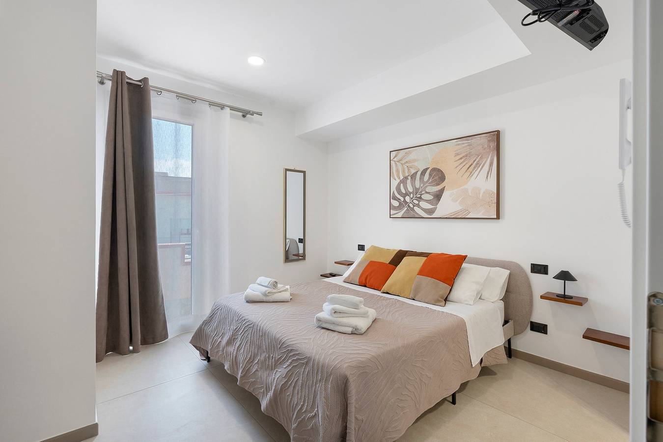 Room '3' with Balcony, Wi-Fi and Air Conditioning in Balestrate, Palermo Province