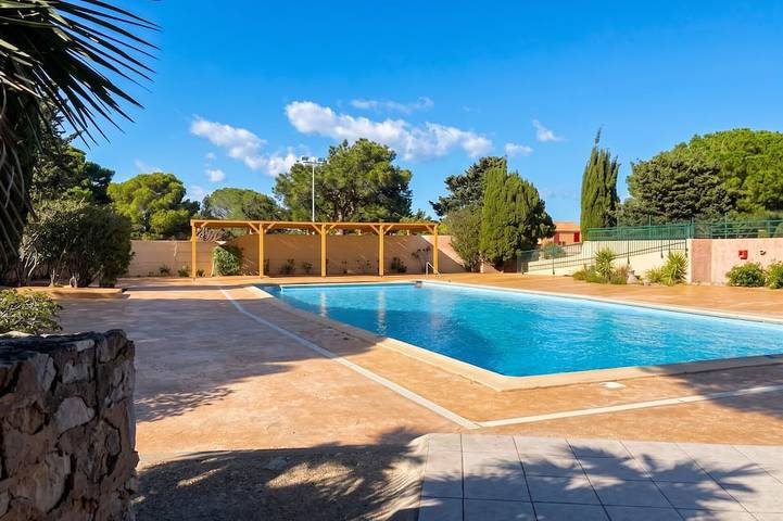 Ferienwohnung für 5 Personen, mit Pool und Terrasse sowie Garten - 1