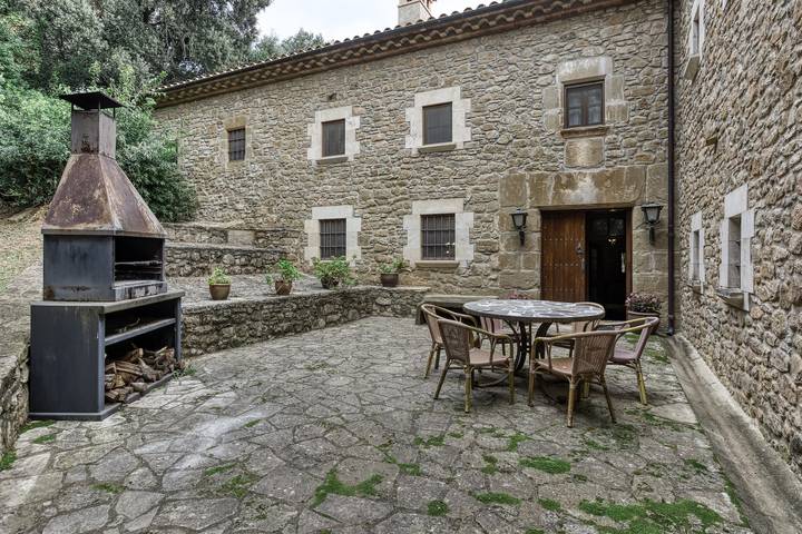 Casa de vacaciones para 31 personas, con jardín, Se admiten mascotas en Pla de l'Estany - 3