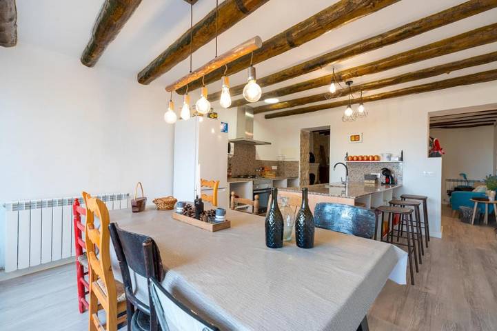 Casa rural para 9 personas, con terraza y jardín, Se admiten mascotas en Segría - 4