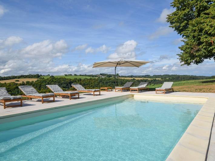 Maison de vacances pour 6 personnes, avec piscine ainsi que terrasse et jardin, animaux acceptés
