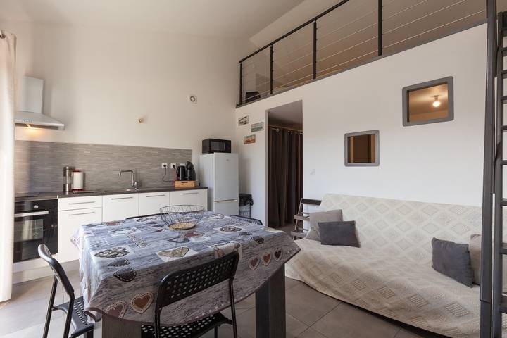 Casa vacanze 'Maison Coquillage' con aria condizionata in Saint-Mitre-les-Remparts, Costa mediterranea (Francia)