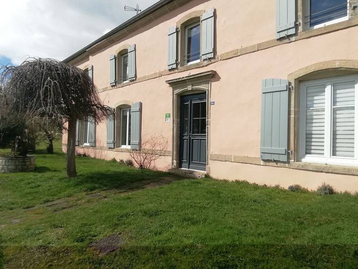Gîte pour 6 personnes, avec jardin, animaux acceptés