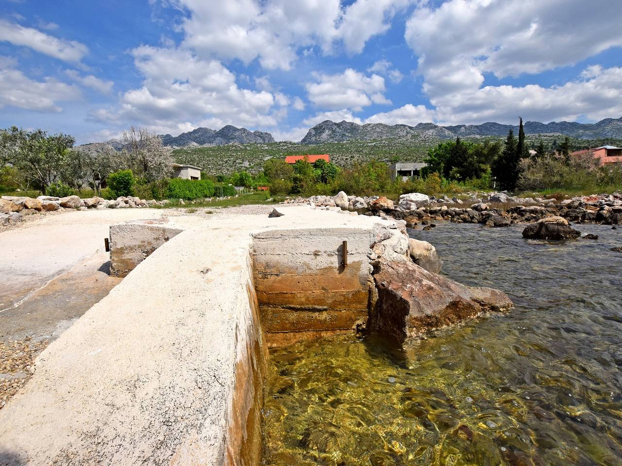 Ganze Wohnung, Ferienwohnung für 4 Personen mit Balkon in Starigrad, Zadar