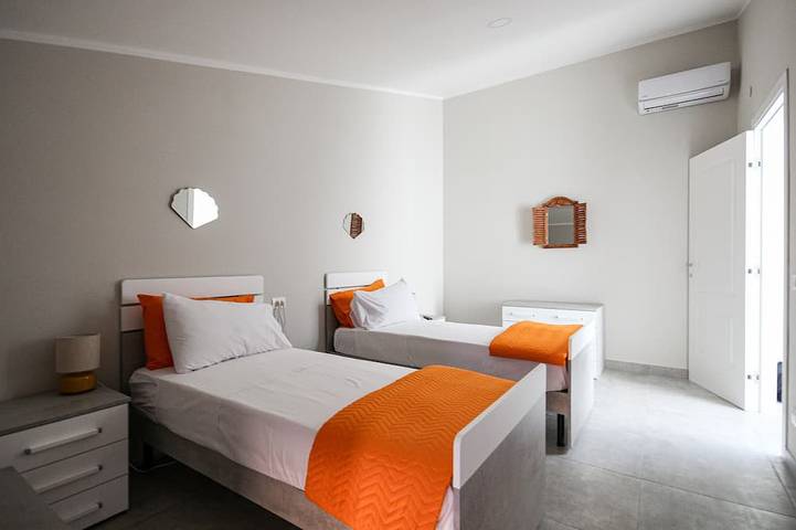 Entire apartment, Centrale ed Elegante Duplex in Caserta, Caserta Province