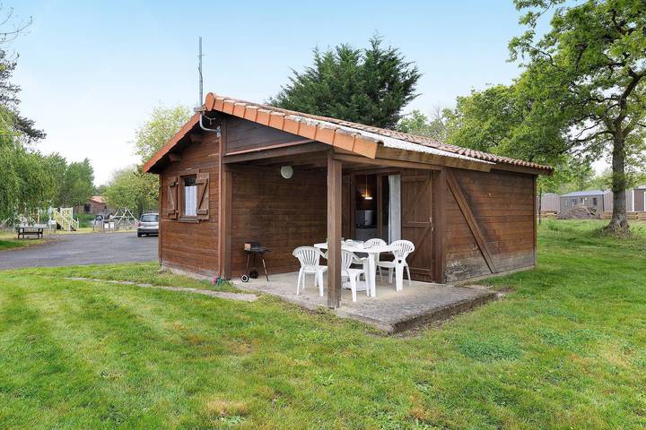Chalet “Bois 3” with Shared Pool and Private Terrace in Saint-Gervais (Vendée), Vendée