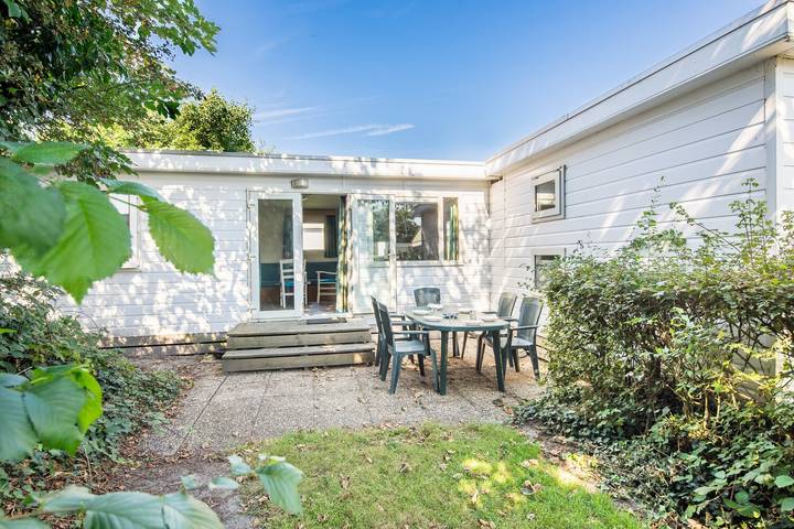 Chalet für 6 Personen, mit Balkon/Terrasse und Terrasse sowie Garten in Domburg